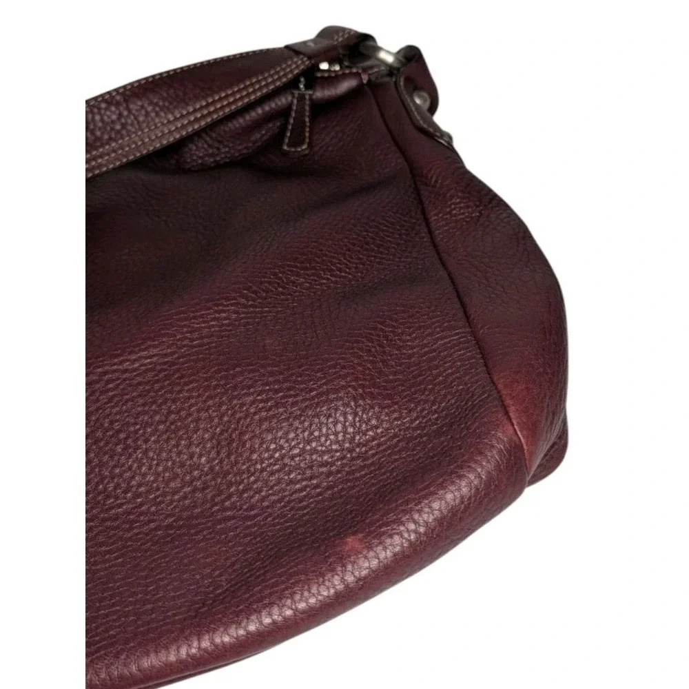 Talbots Oxblood Pebbled Leather Hobo Shoulder Bag Gold Hardware Classic Preppy